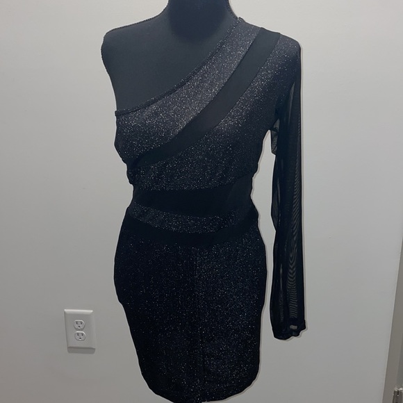 Black sparkle dress - Picture 3 of 8